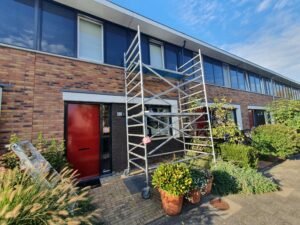 Buitenschilderwerk aan een woning in Nieuwerkerk aan den IJssel, uitgevoerd door Martin van Biezen Schilderbedrijf.
